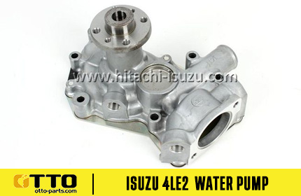 4LE2 8-98126230-0 Water Pump
